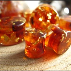 Baltic amber 24k gold gauges